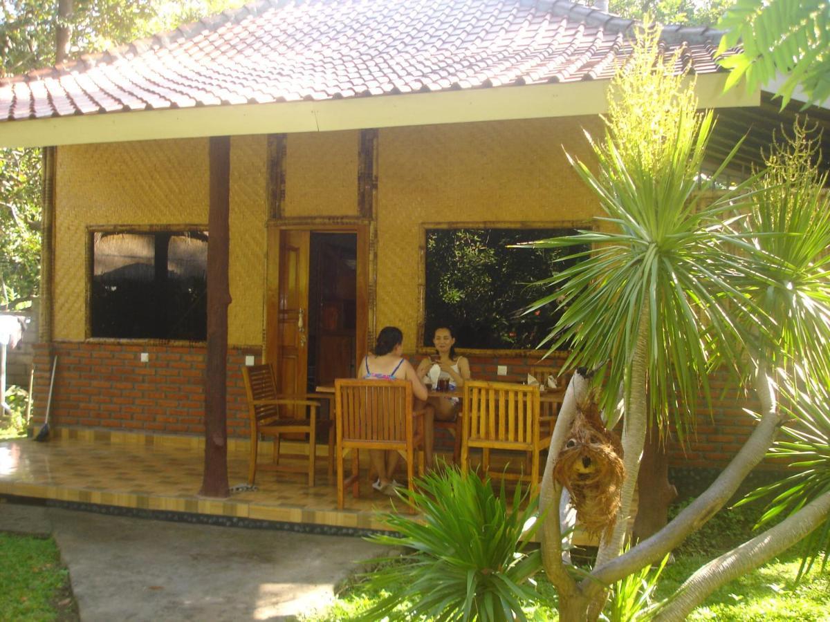 Dormitory Sedap Malam Singaraja  Ngoại thất bức ảnh