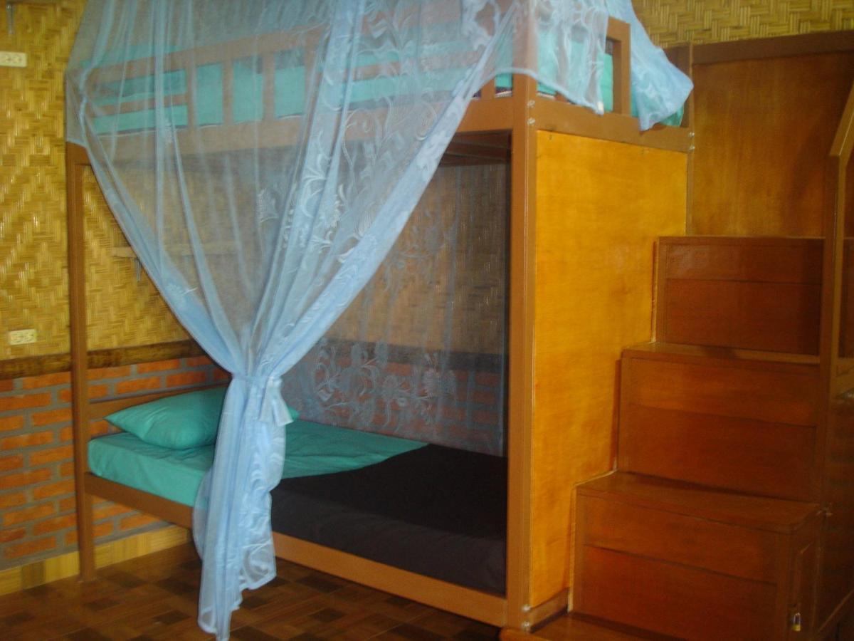 Dormitory Sedap Malam Singaraja  Ngoại thất bức ảnh